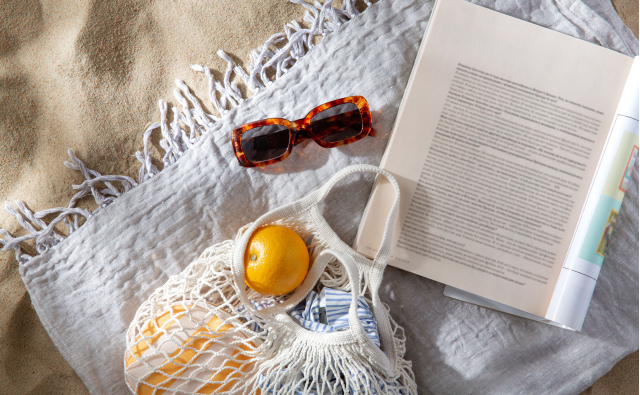 What’s In My Beach Bag?